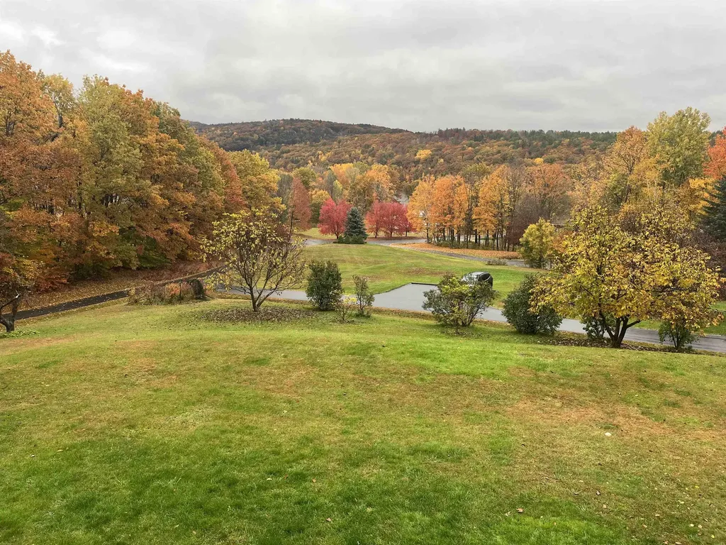 23 Evenchance Road Enfield NH 03748