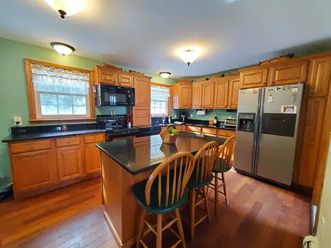 23 Evenchance Road Enfield NH 03748