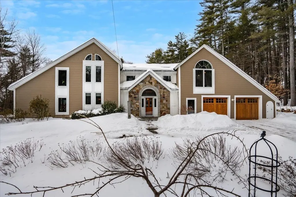 83 Old Wilton Road Mont Vernon NH 03057