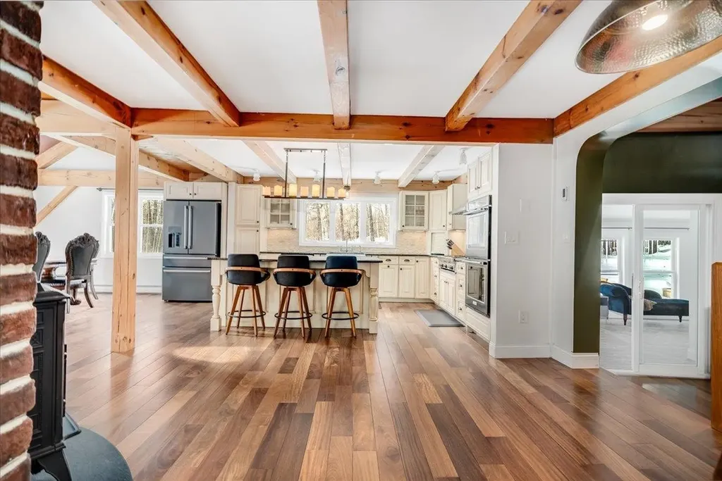 83 Old Wilton Road Mont Vernon NH 03057