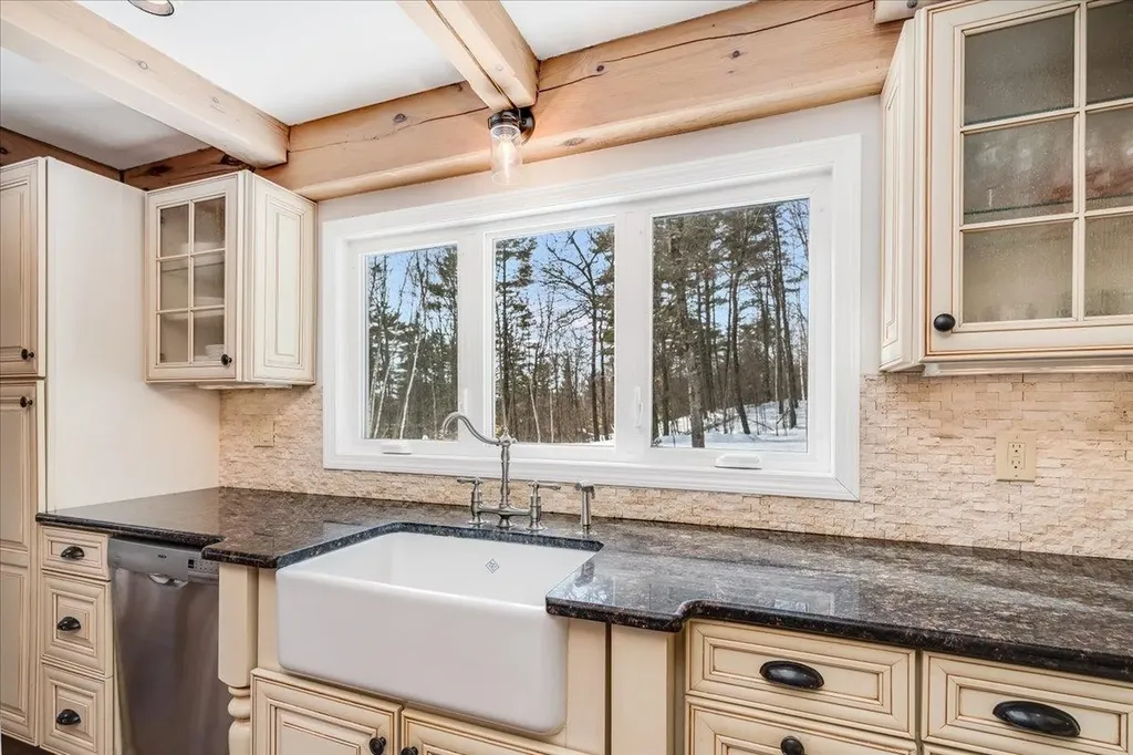 83 Old Wilton Road Mont Vernon NH 03057