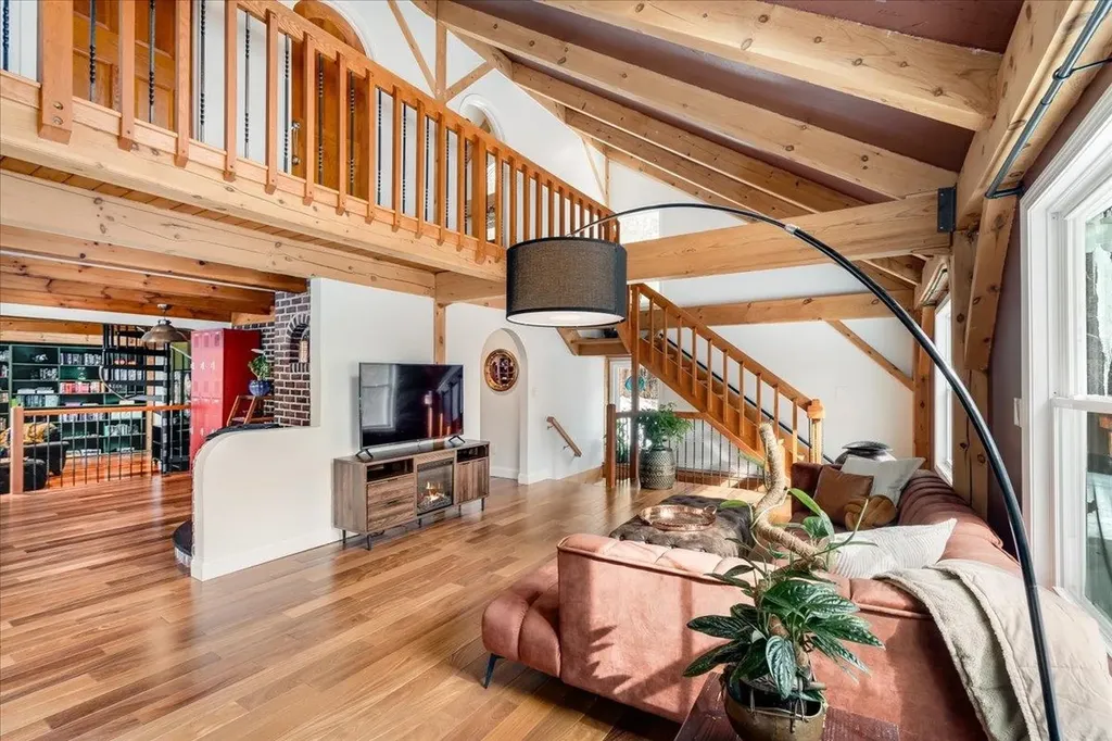 83 Old Wilton Road Mont Vernon NH 03057