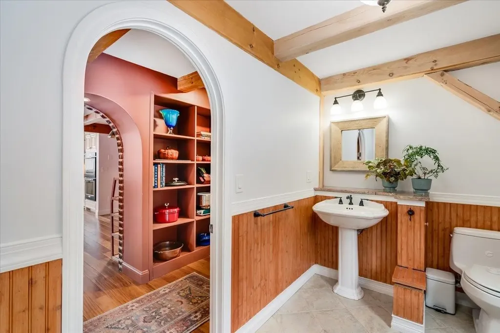 83 Old Wilton Road Mont Vernon NH 03057