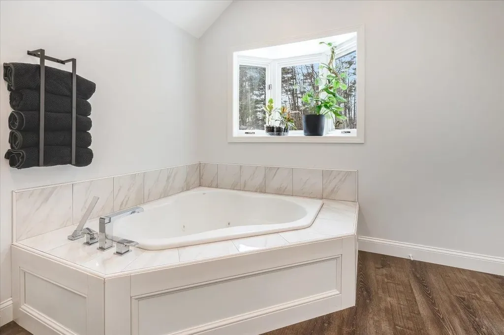 83 Old Wilton Road Mont Vernon NH 03057