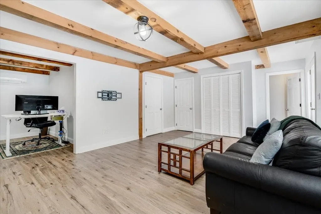 83 Old Wilton Road Mont Vernon NH 03057