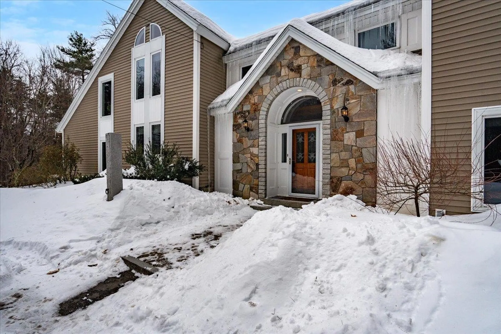 83 Old Wilton Road Mont Vernon NH 03057