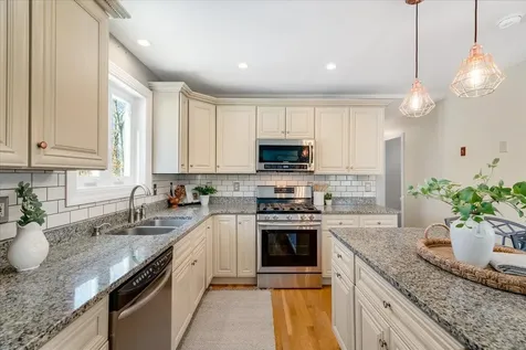 158 Bypass 28 Derry NH 03038