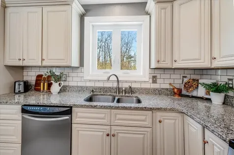 158 Bypass 28 Derry NH 03038