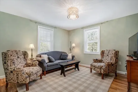 158 Bypass 28 Derry NH 03038