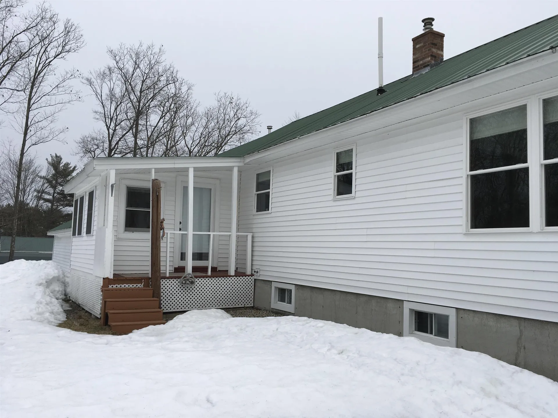 39 Huckins Street Ossipee NH 03814