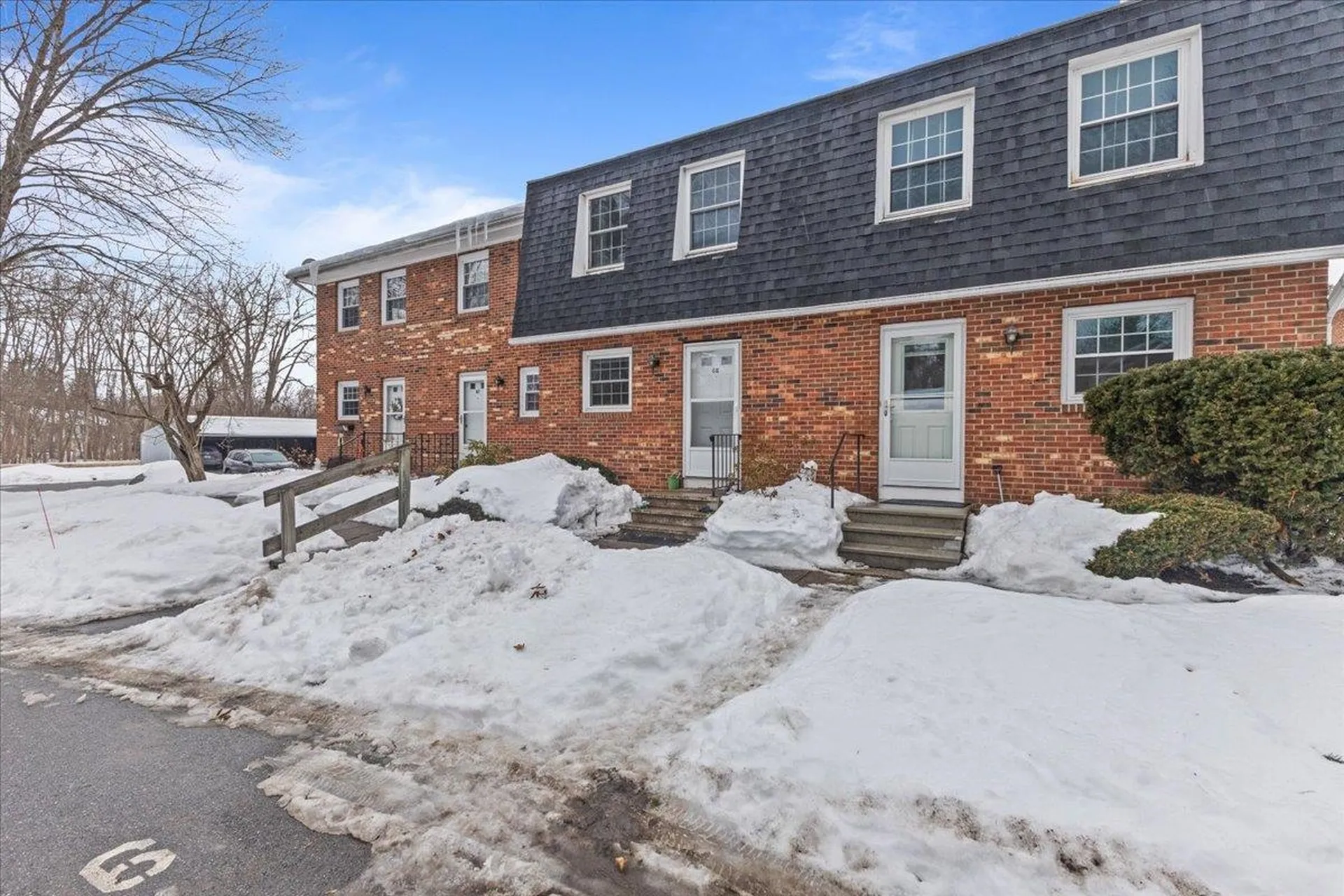 11 Sugartree Lane Essex Junction VT 05452