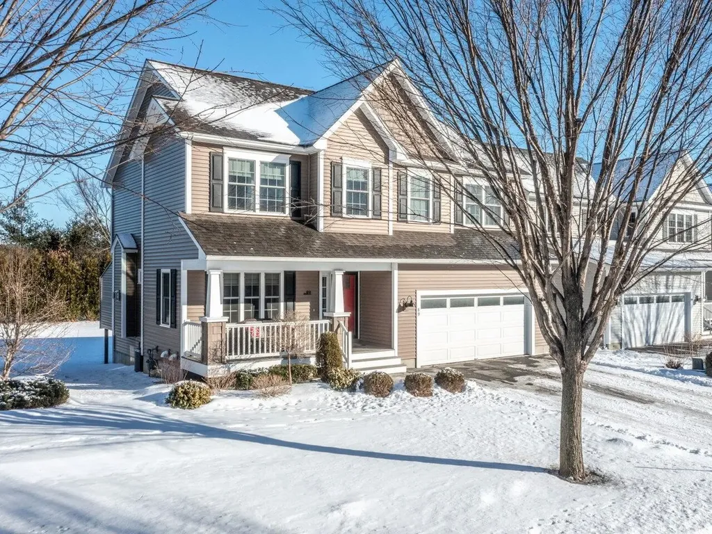 89 Sommerfield Avenue South Burlington VT 05403