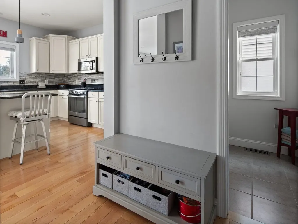 89 Sommerfield Avenue South Burlington VT 05403