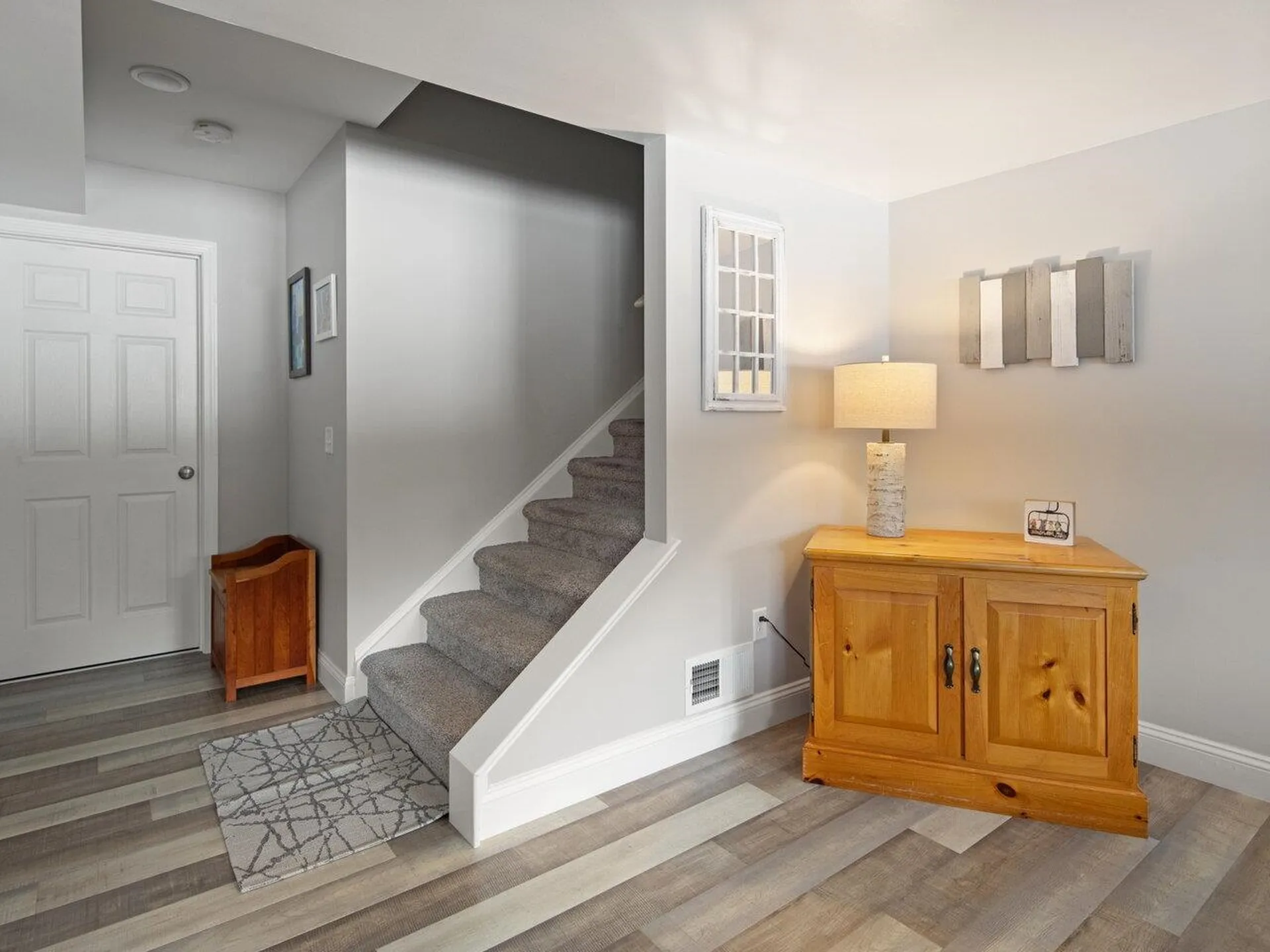 89 Sommerfield Avenue South Burlington VT 05403