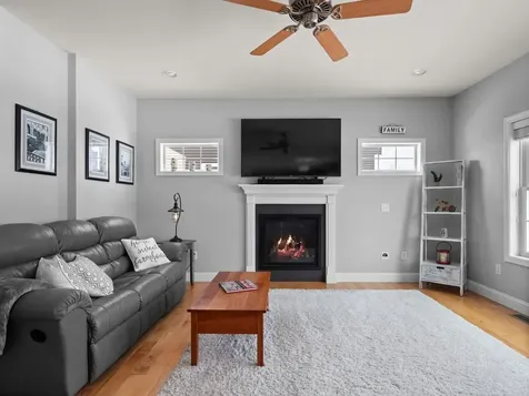 89 Sommerfield Avenue South Burlington VT 05403