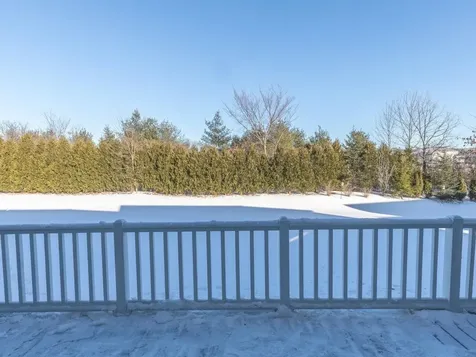 89 Sommerfield Avenue South Burlington VT 05403