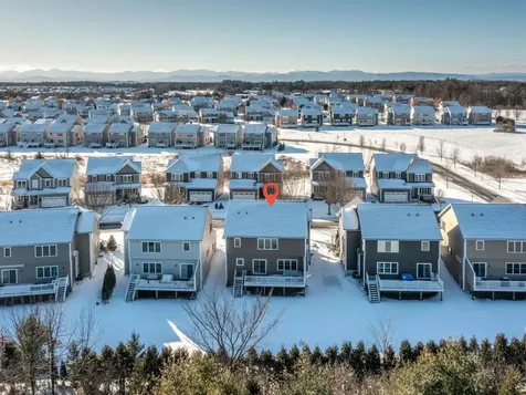 89 Sommerfield Avenue South Burlington VT 05403