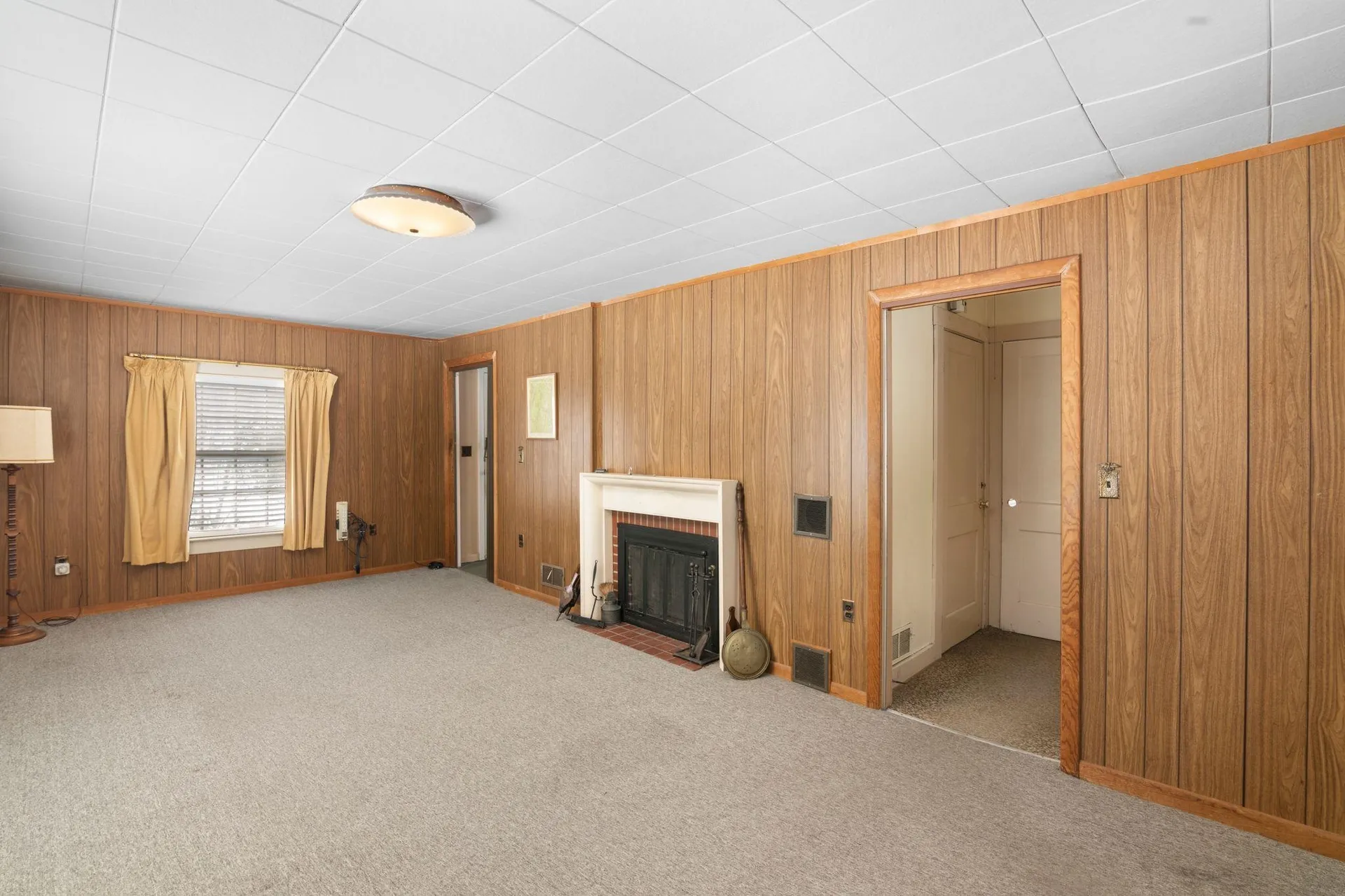 30 Leonard Road Dummerston VT 05301