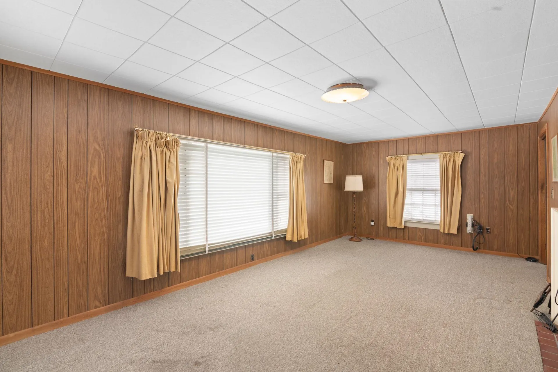 30 Leonard Road Dummerston VT 05301