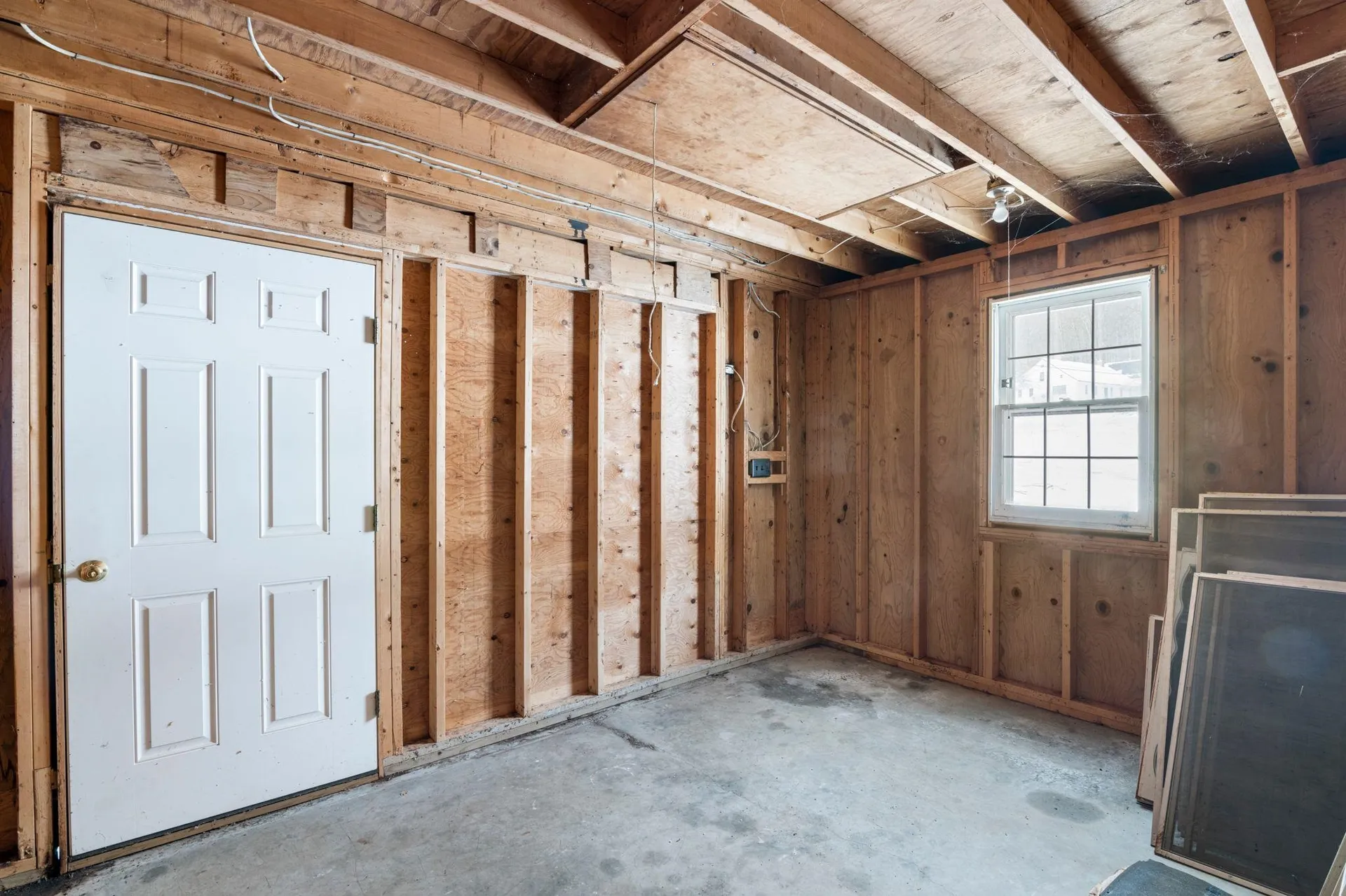 30 Leonard Road Dummerston VT 05301