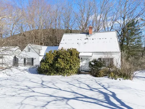 30 Leonard Road Dummerston VT 05301