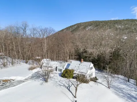 30 Leonard Road Dummerston VT 05301