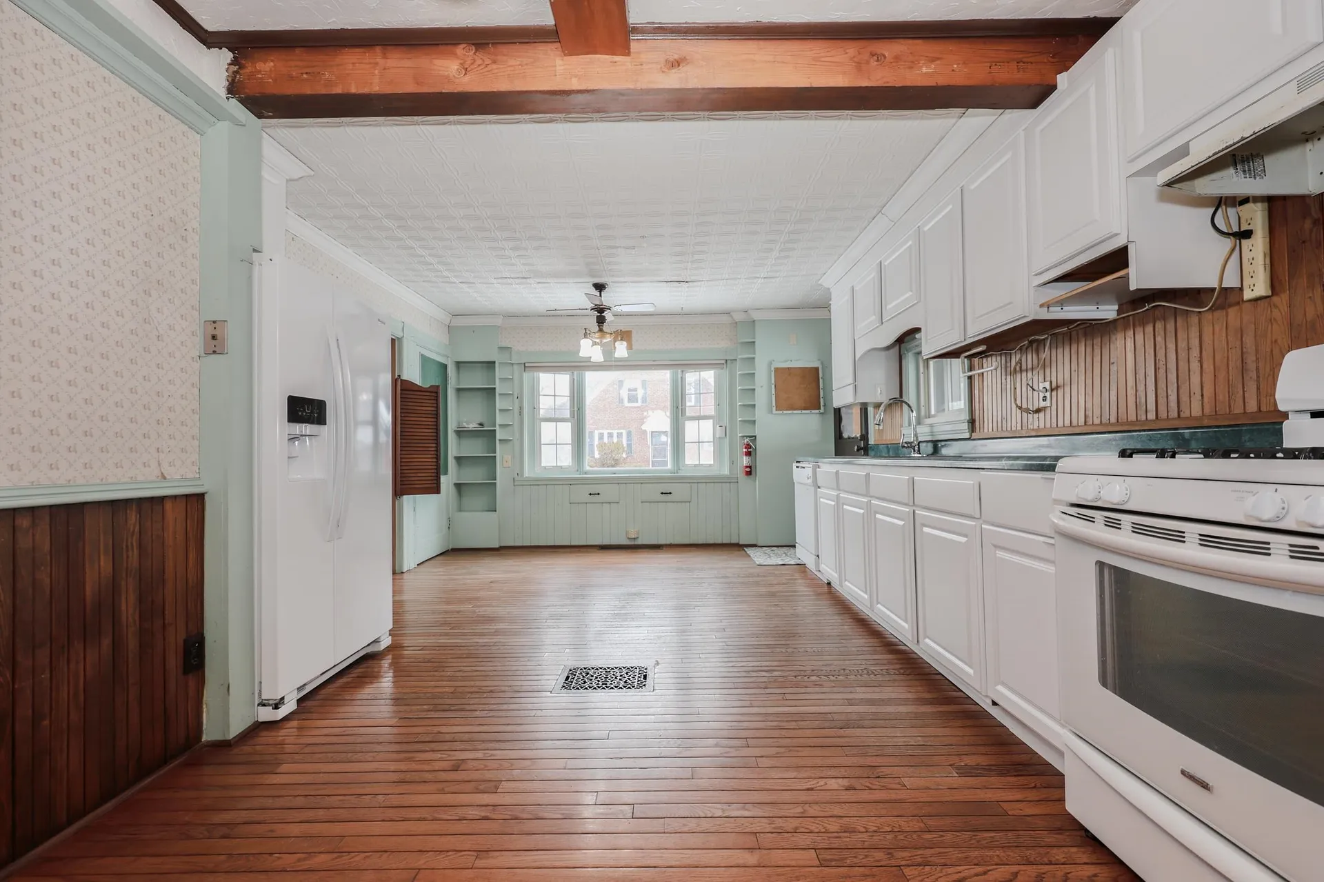 145 Candia Road Manchester NH 03109