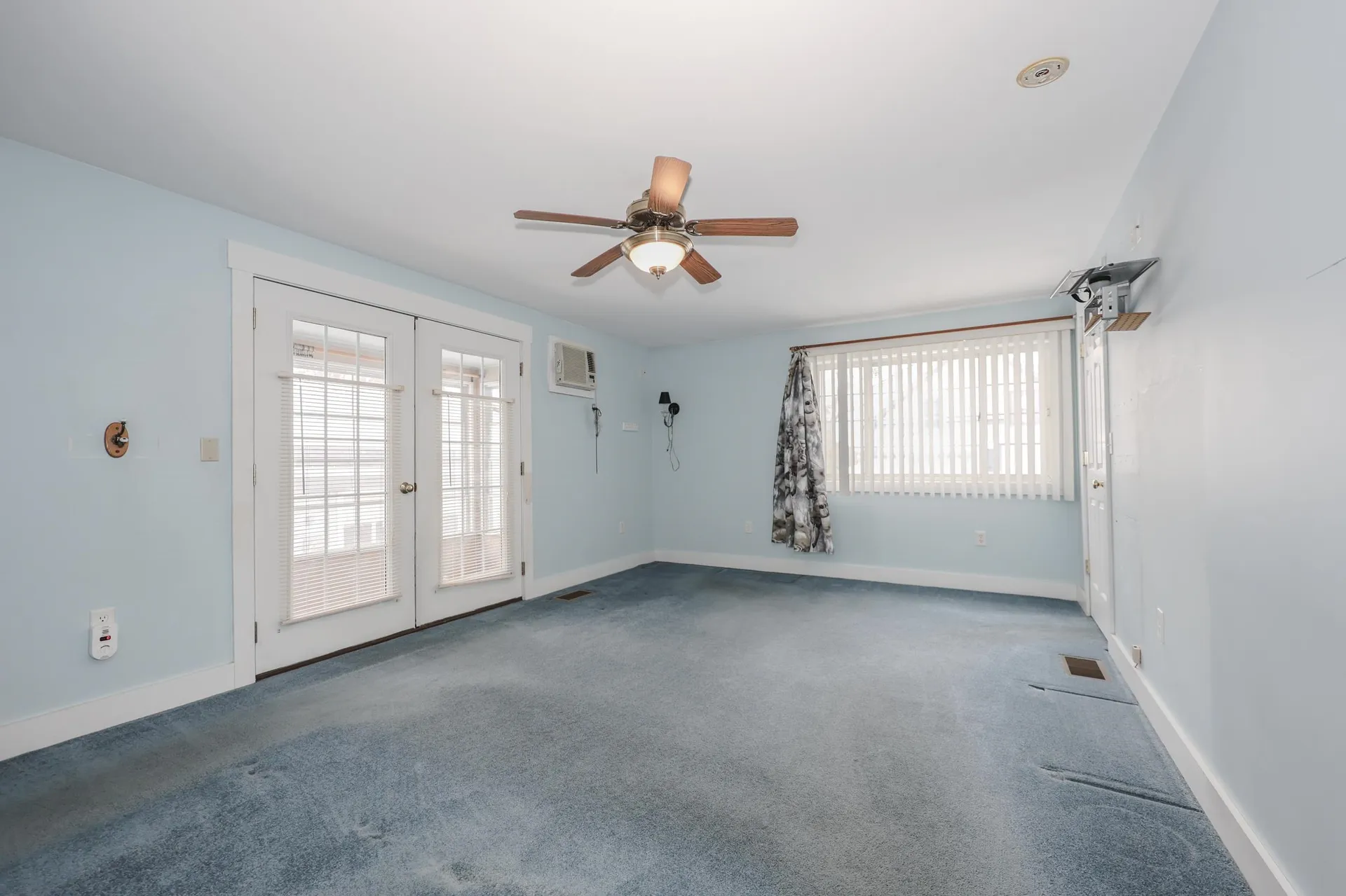 145 Candia Road Manchester NH 03109