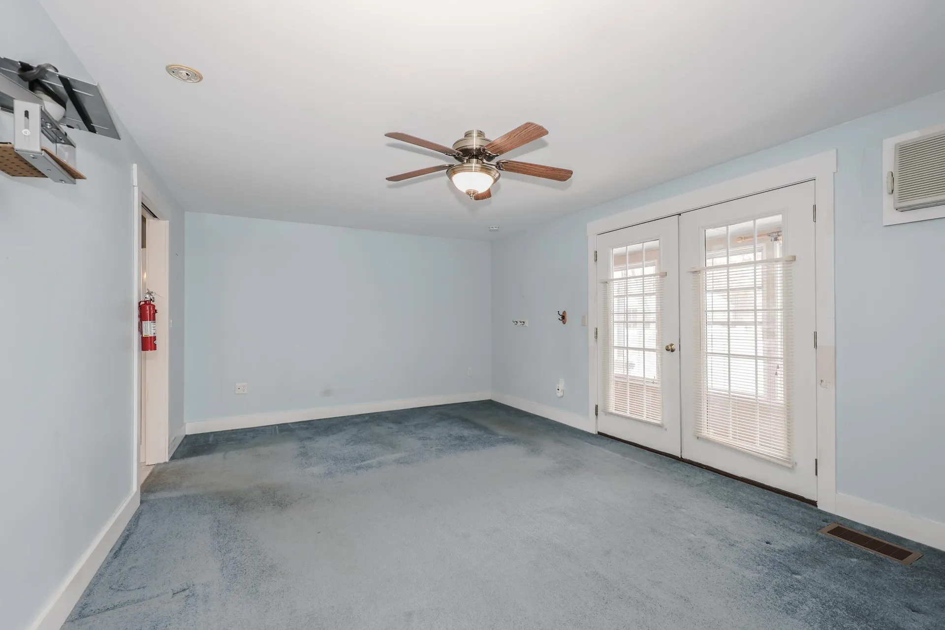 145 Candia Road Manchester NH 03109