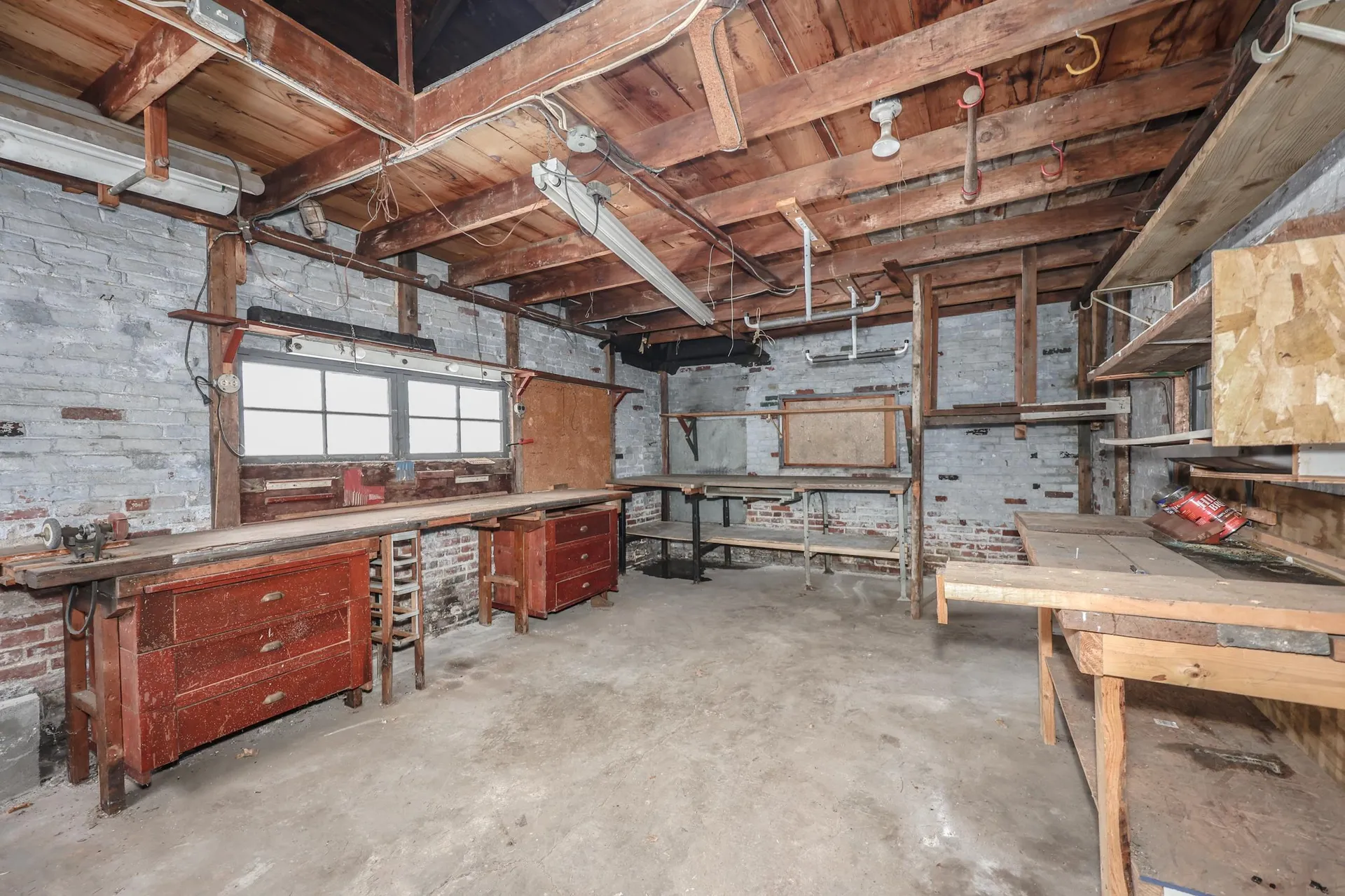 145 Candia Road Manchester NH 03109