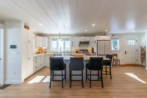 448 North Shore Road Holland VT 05830