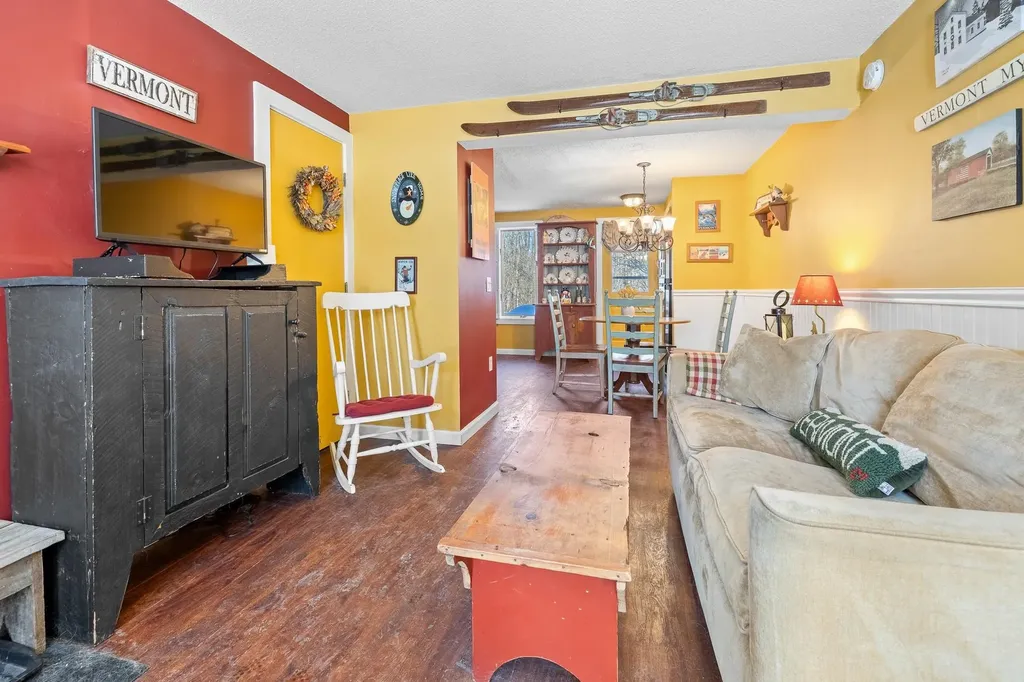 7564 Bourn Brook Road Manchester VT 05255