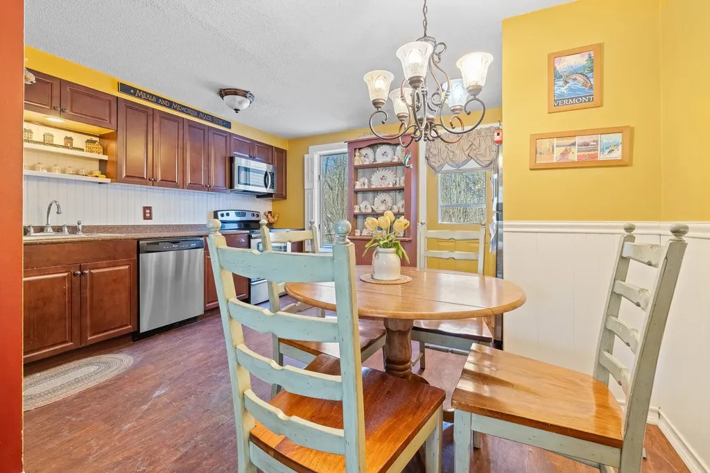 7564 Bourn Brook Road Manchester VT 05255