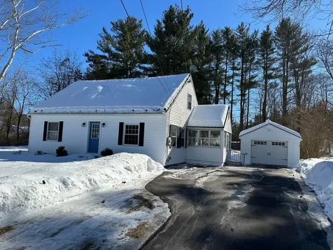 1030 Shirley Avenue Goffstown NH 03045