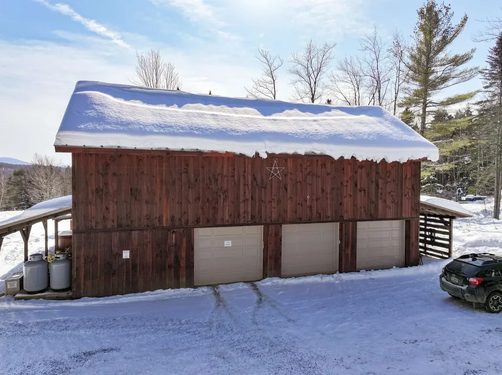 2430 North Branch Road Ripton VT 05766