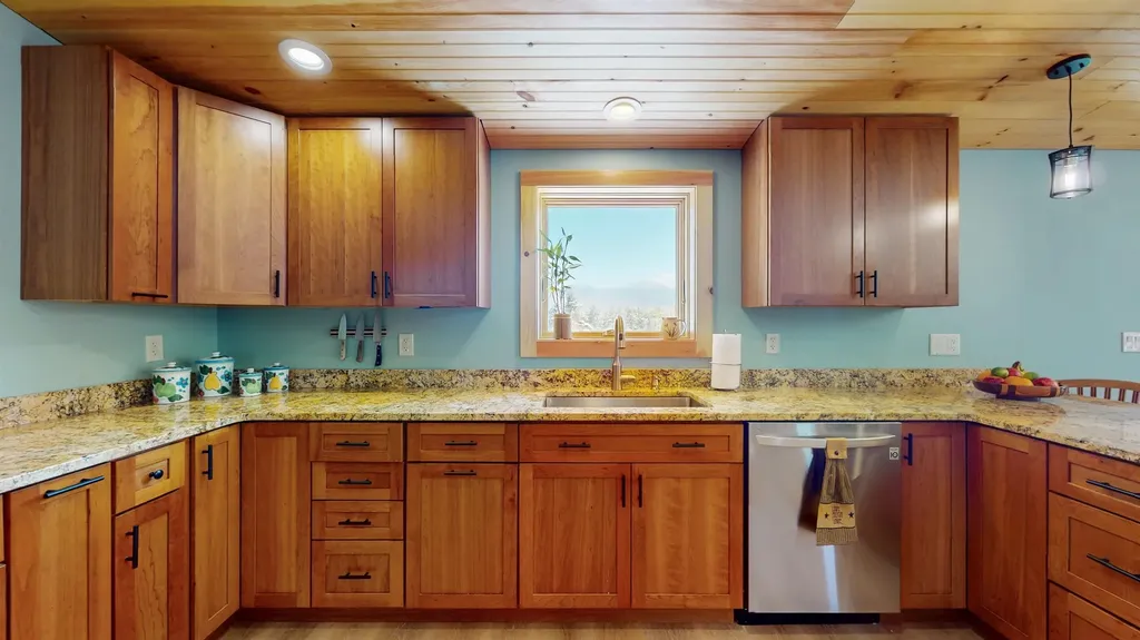 2430 North Branch Road Ripton VT 05766