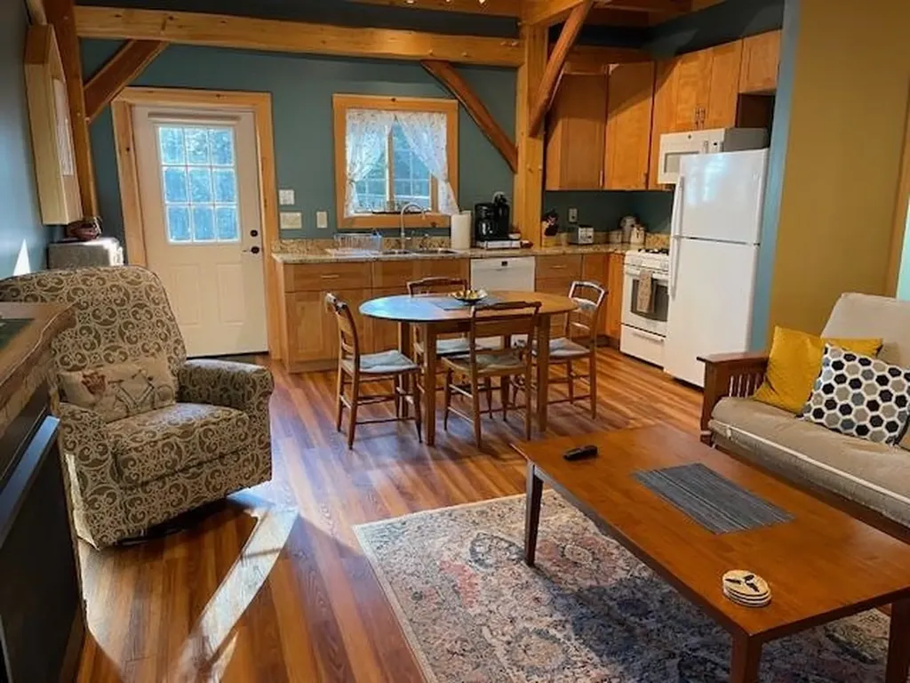 2430 North Branch Road Ripton VT 05766