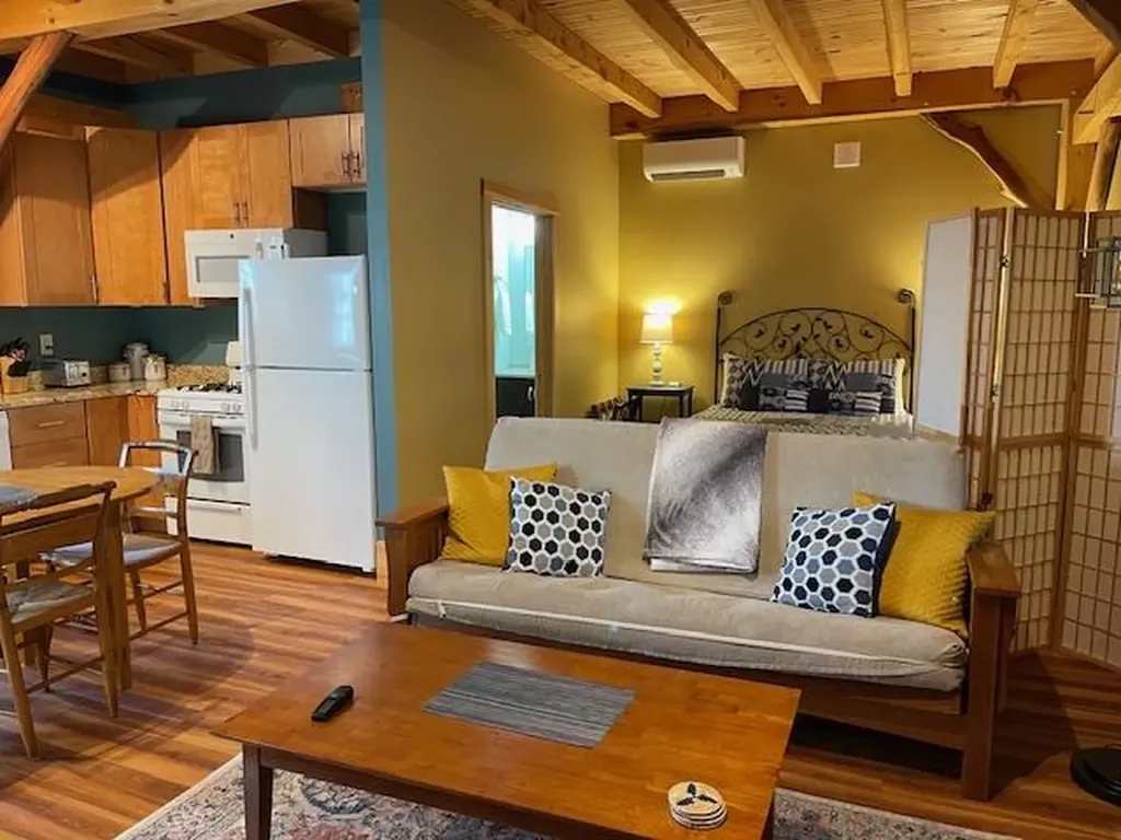 2430 North Branch Road Ripton VT 05766