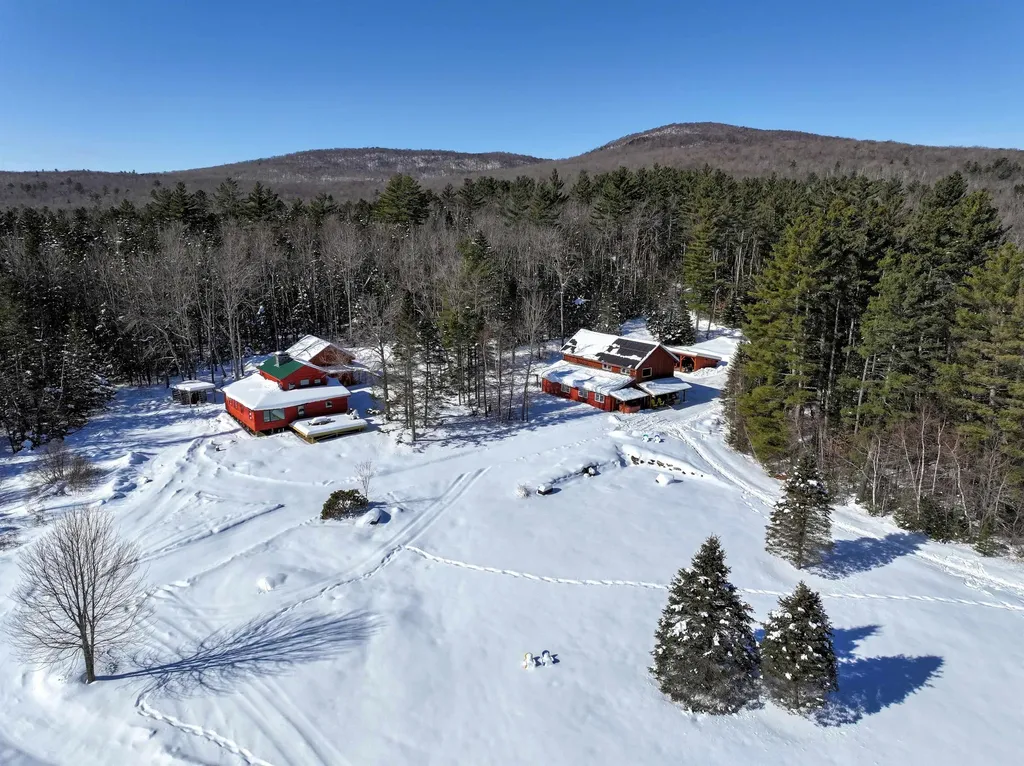 2430 North Branch Road Ripton VT 05760