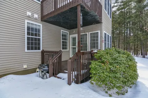 19 Moonlight Rose Lane Bedford NH 03110