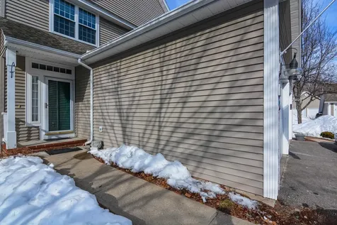 19 Moonlight Rose Lane Bedford NH 03110