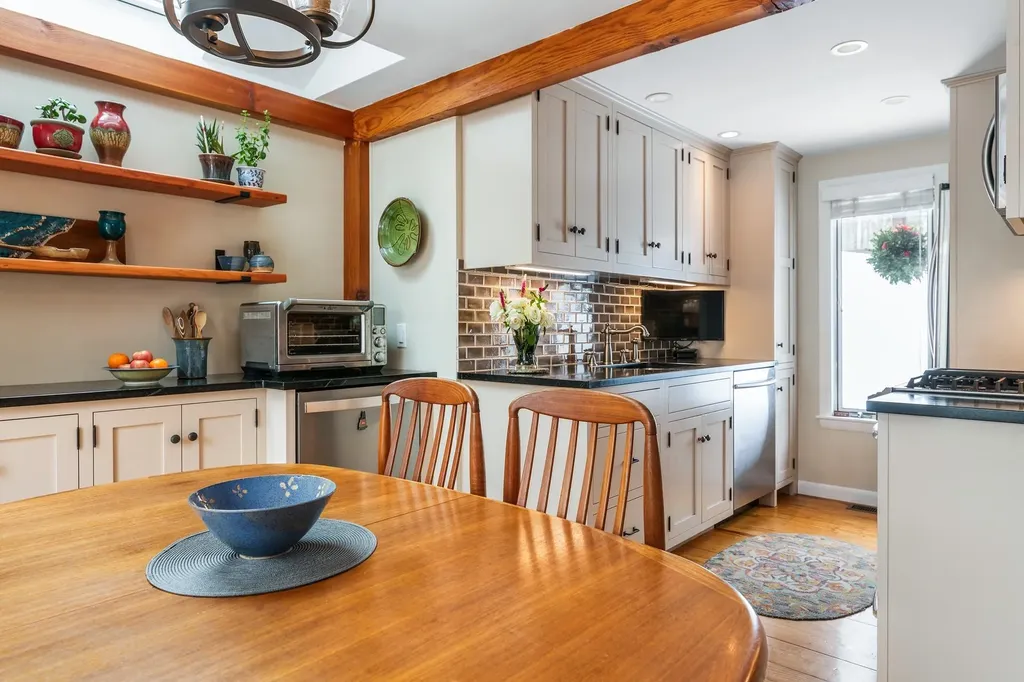 53 College Overlook Grantham NH 03753