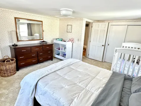 8 Newman Street Keene NH 03431