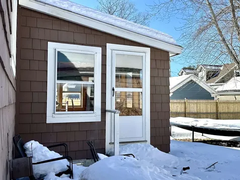 8 Newman Street Keene NH 03431