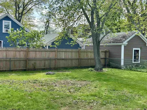 8 Newman Street Keene NH 03431