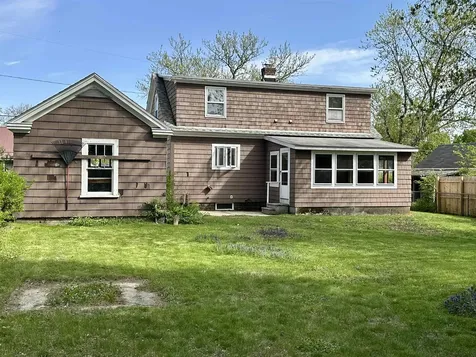 8 Newman Street Keene NH 03431
