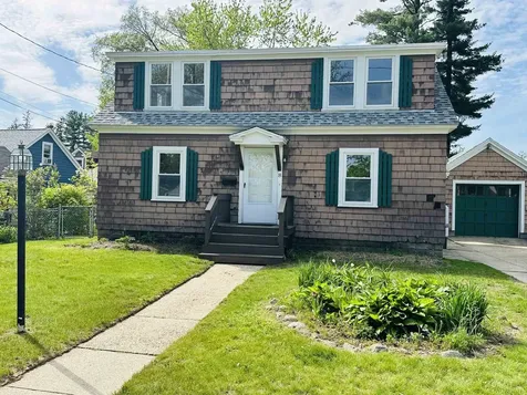 8 Newman Street Keene NH 03431