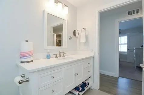 377 Ocean Boulevard Hampton NH 03842