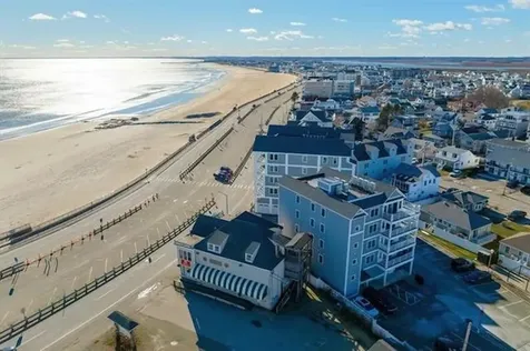 377 Ocean Boulevard Hampton NH 03842
