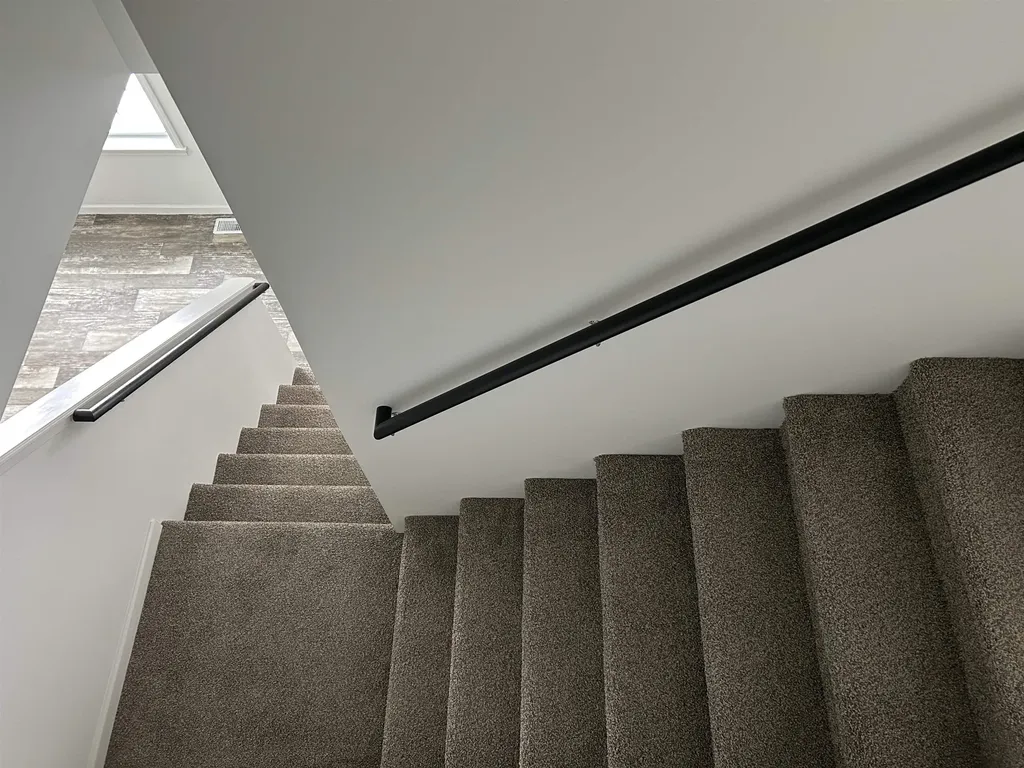 23 Woodlawn Avenue Hillsborough NH 03244